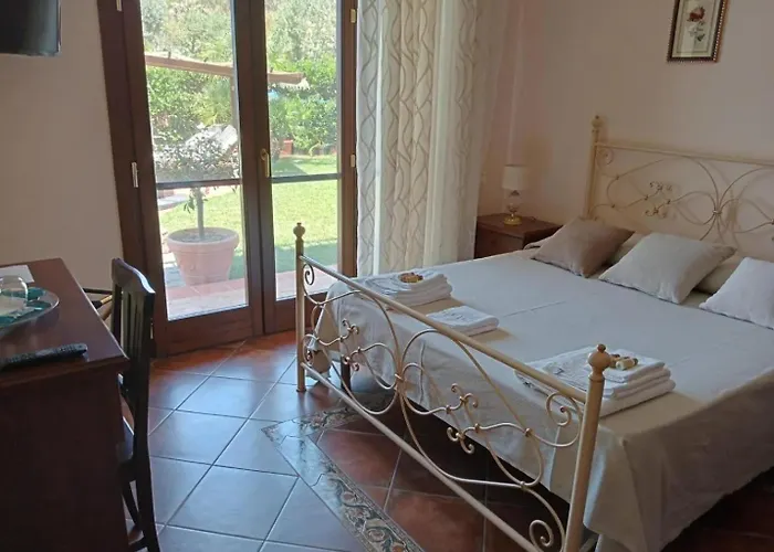 Maria * Villa San Giovanni