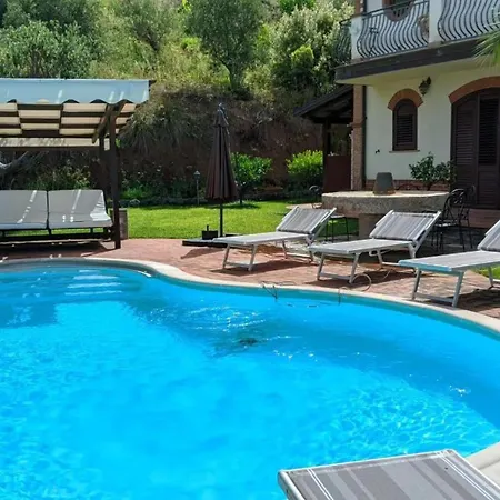 Maria * Villa San Giovanni