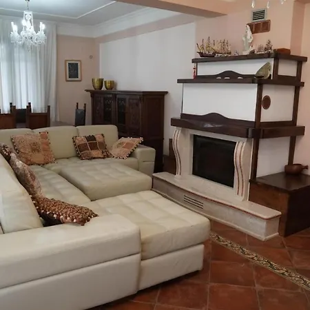 Maria Villa San Giovanni