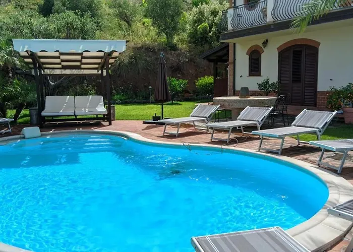 Maria * Вилла-Сан-Джованни